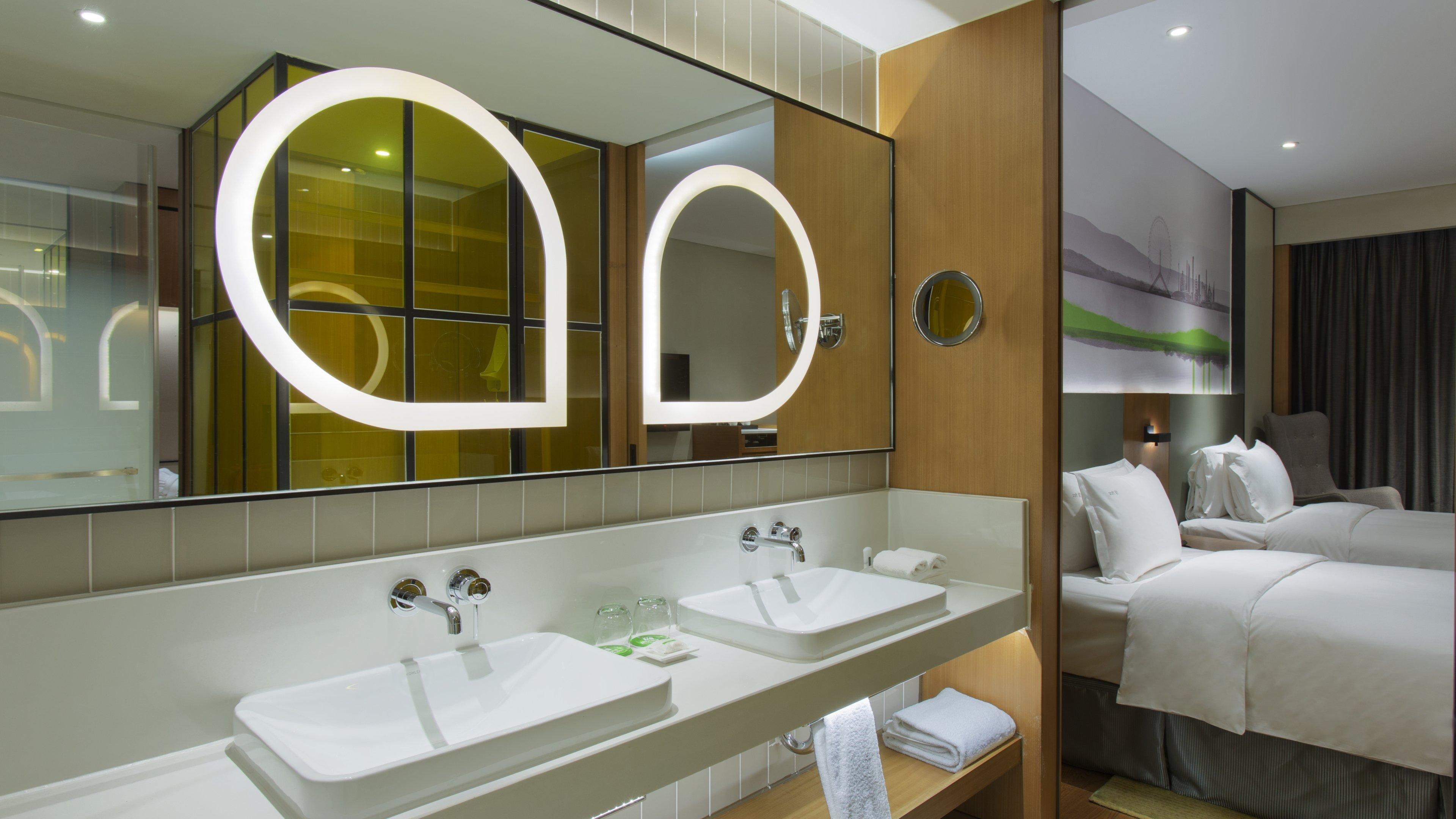 Holiday Inn & Suites Tianjin Downtown By Ihg,Tianjin Drum Tower,Joycity Shopping Mall,Tianjin Ancient Cultural Street,Haihe River,The Porcelain House,Convenient Access To Tianjin Binhai International Airport エクステリア 写真
